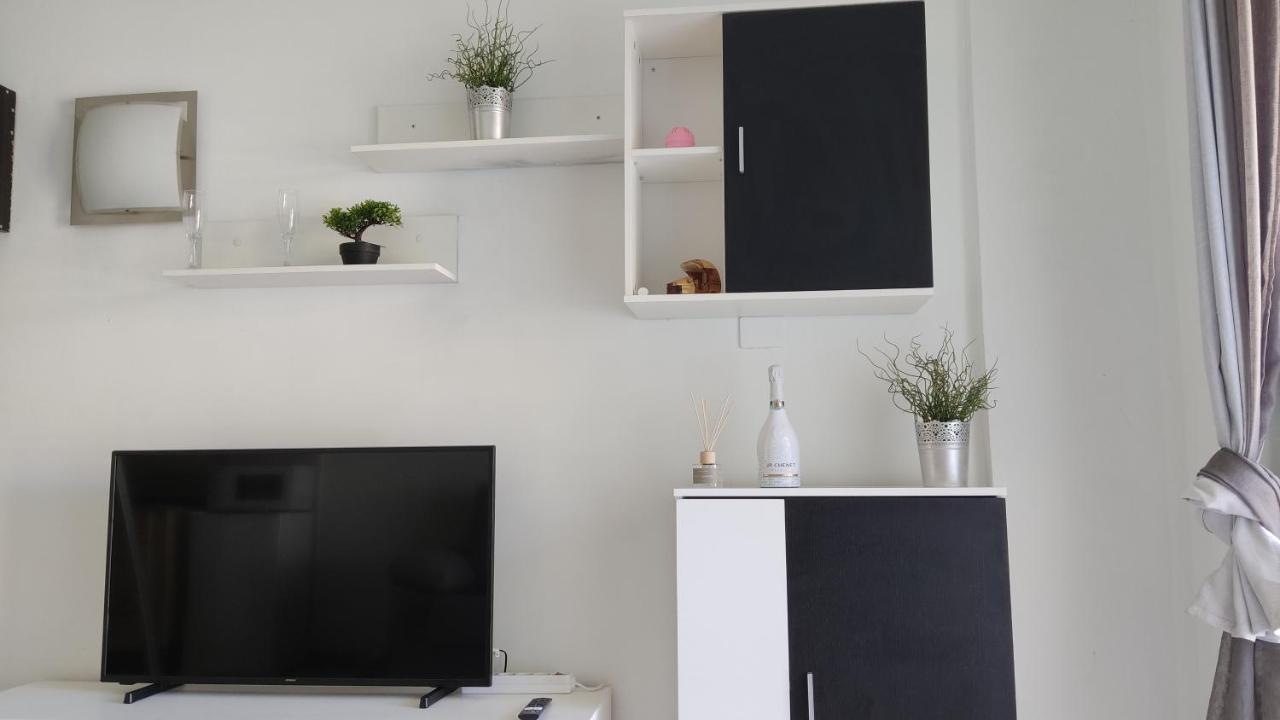 Paseo De Gracia - Lovely Studio By The Sea! ลอส กริสเตียนอส ภายนอก รูปภาพ